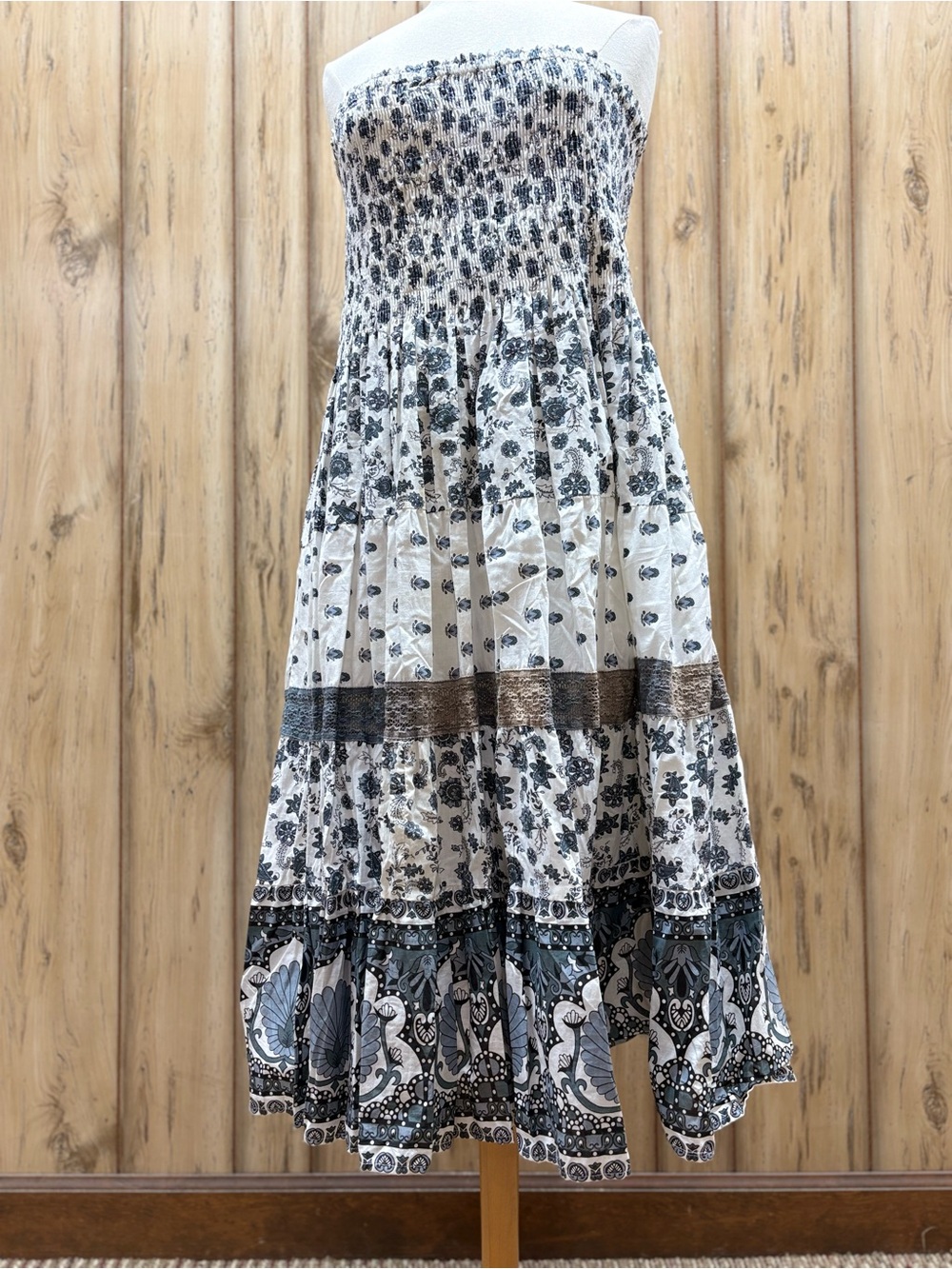 Speed Control White & Black Floral Strapless Maxi Dress